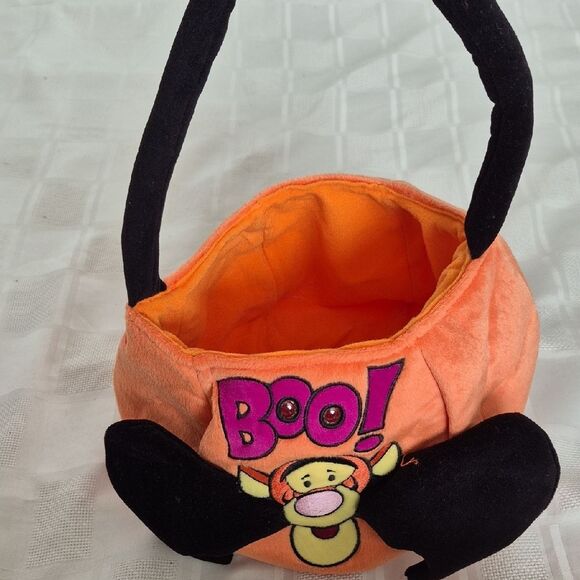 Disney Tigger Halloween Costume Bag - Orange and Black - Picture 9 of 16